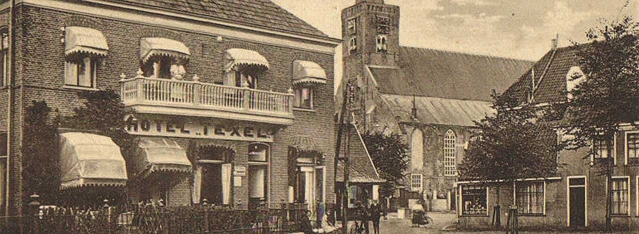 hotel-texel-met-ned.-herv.-kerk.-rond